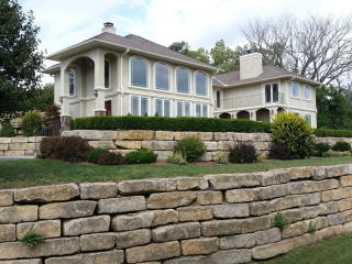 7680 Hilldale Rd, Ozawkie, KS 66070-6011