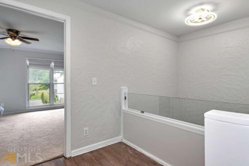 302 Brandywine Cir, Atlanta GA  30350-2002 exterior