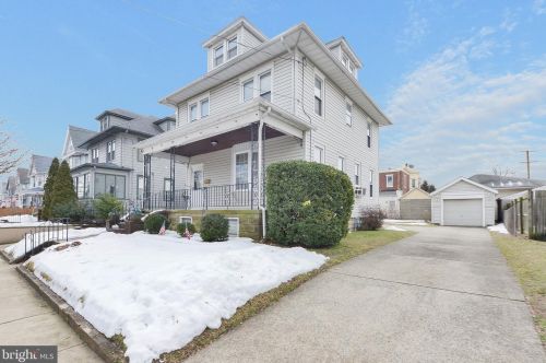 908 Monmouth St, Gloucester, NJ 08030-1547