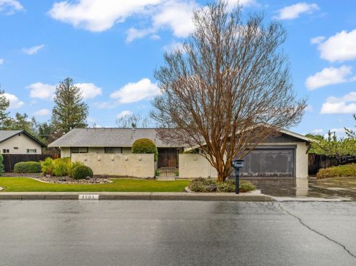 1203 Rockhaven Dr, San Jose, CA 95120-4749