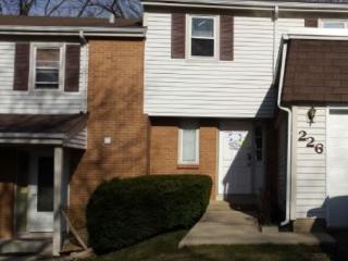 226 Monroe Rd, Lemont, IL 60440-2023