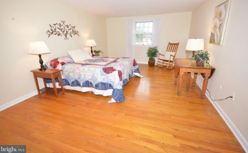 1949 Rachael Dr, Lancaster PA  17601-3627 exterior