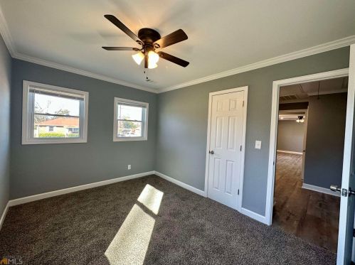 717 Bernard Dr, Warner Robins GA  31093-3063 exterior