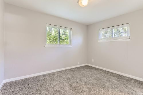 706 Troy Ct, Aurora CO 80011-6641 exterior