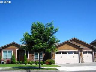 1326 8th Way, Ridgefield, WA 98642-5452