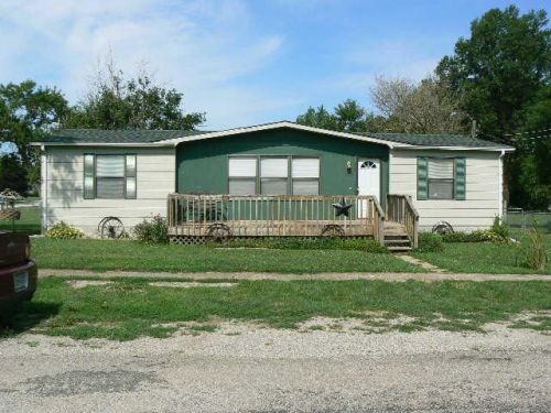 237 Washington St, Guilford, MO 64457-7501