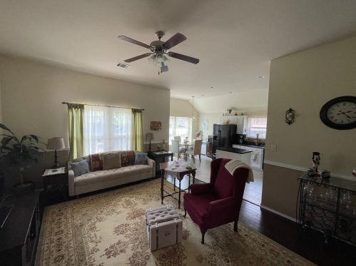 2033 Graham Ranch Rd, Fort Worth, TX 76134-4174