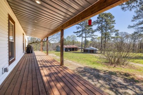 2445 Lyle Field Rd, Jefferson GA  30549-1943 exterior