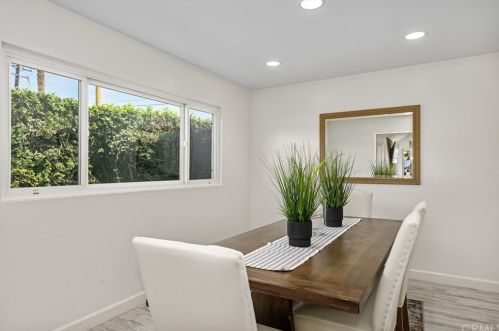 6298 Woodsboro Ave, Anaheim CA  92807-2347 exterior