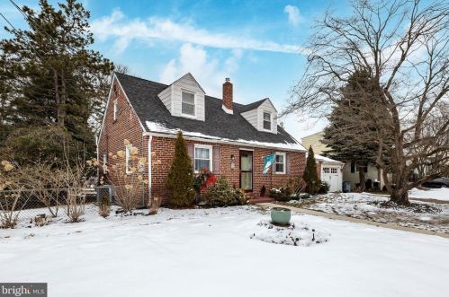 1629 Maple Ave, Haddon Heights, NJ 08035-1509