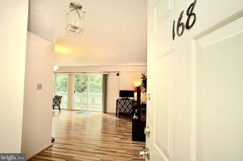 168 Kenwood Dr, Erial, NJ 08081-4204