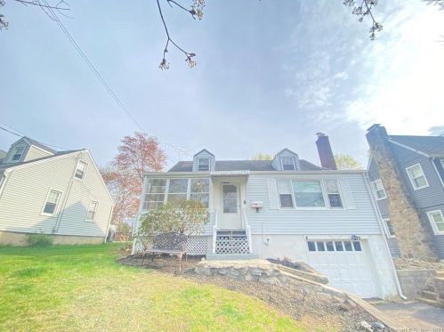 52 Raymond Ter, Norwalk CT  06855-1302 exterior