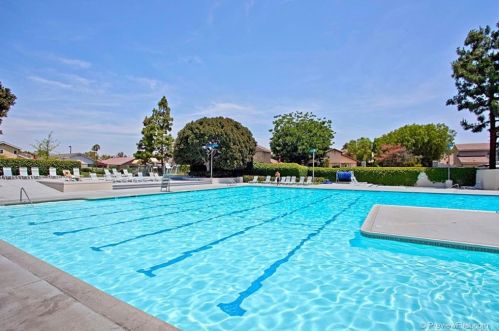 17 Woodfern, Irvine CA  92614-5457 exterior