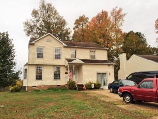2839 Farm Creek Dr, Richmond, VA 23223-1169