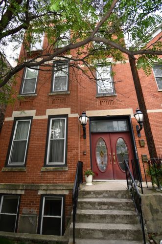 710 Ada St, Chicago, IL 60607-4144