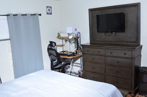 2942 Avalon St, Riverside CA  92509-2015 exterior