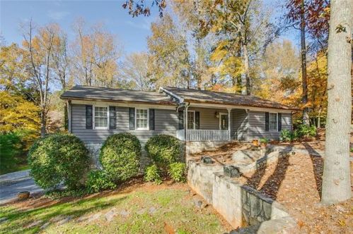 1029 Oakmont Dr, Asheboro, NC 27205-4130