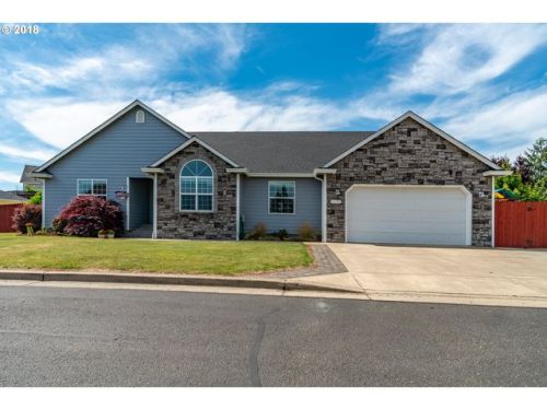2075 Culver Loop, Sutherlin, OR 97479-9907