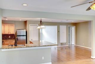 5333 Pagewood Ln, Houston TX  77056-7226 exterior