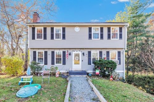 57 Stendahl Dr, Huntington, CT 06484-1636