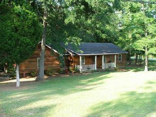 11 Walton Way, Juliette, GA 31046-3720