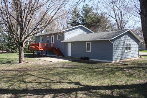 732 Heights Rd, Nelson IL  61021-9558 exterior