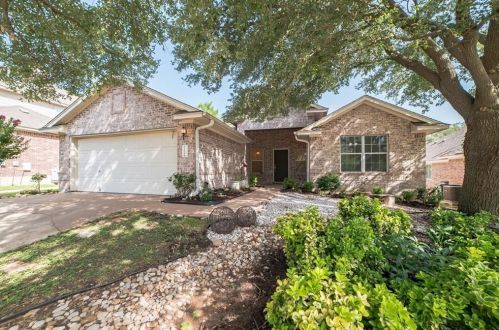 15624 Fisher Is Dr, Austin TX  78717-3833 exterior