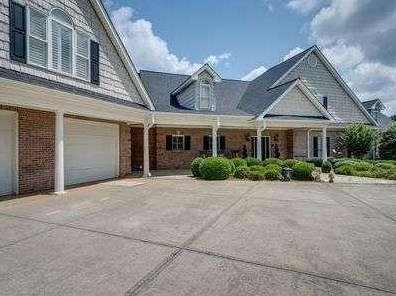 553 Stover Rd, Holly Springs, GA 30115-4508