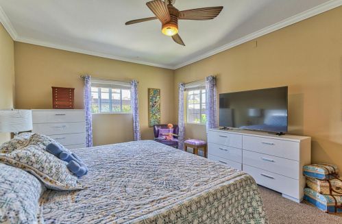 1312 Flores St, Seaside CA exterior