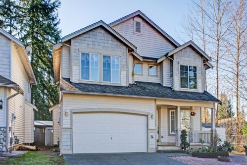 3133 19th Pl, Seattle, WA 98056-3292