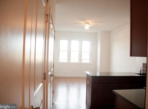 6040 Market St, Philadelphia PA  19139-3023 exterior