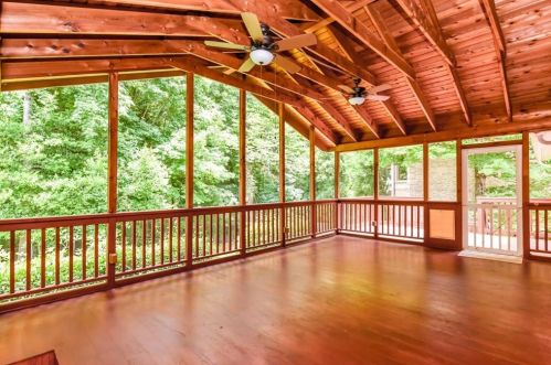 2228 Meadowvale Dr, Atlanta GA  30345-3543 exterior
