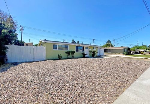 11868 Poes St, Anaheim CA  92804-6780 exterior