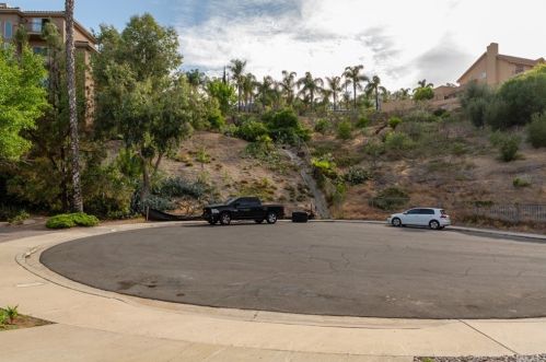 1109 Yerba Verde Dr, El Cajon, CA 92020-1466