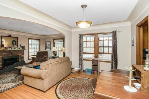 1155 Burnquist St, Saint Paul MN  55106-2804 exterior