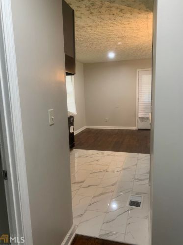 437 Fairlock Ln, Atlanta GA  30331-1519 exterior