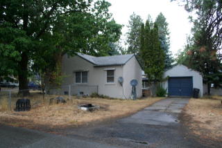 103 5th St, Amber, WA 99004-1418