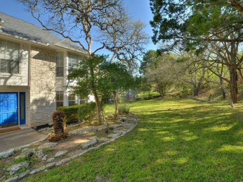 1133 Elder Cir, Austin TX  78733-3422 exterior
