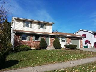 419 Dewberry Ave, Bethlehem, PA 18017-4720