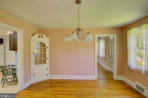 17 Wilburtha Rd, Trenton NJ 08628-2653 exterior