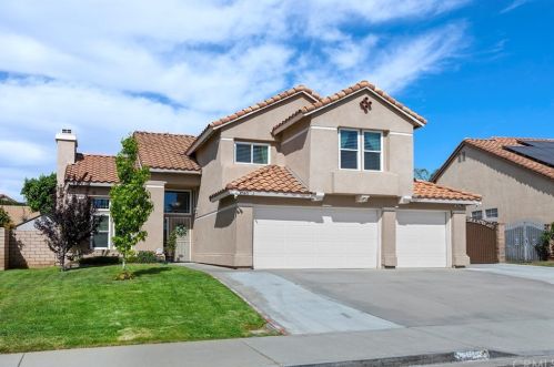 9150 Mandarin Ln, Riverside, CA 92508-6446