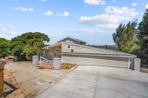 1568 Vista Del Valle Blvd, El Cajon, CA 92019-3423