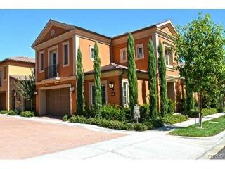 43 Cipresso, Irvine CA  92618-0105 exterior