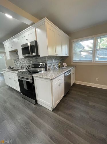 123 Dahlia Ave, Atlanta GA  30314-1207 exterior