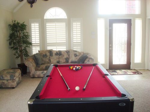 10111 Green Ct, Irving TX  75063-5944 exterior