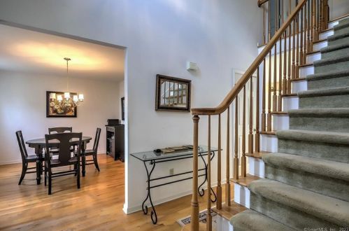 96 Secret Hollow Rd, Upper Stepney, CT 06468-1284