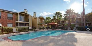 7100 Almeda Rd, Houston TX  77054-2194 exterior