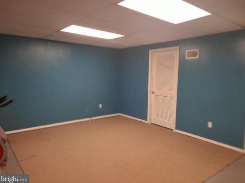 11 Shirley Ln, Trenton NJ 08610 exterior