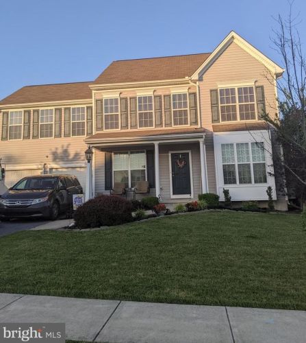 7400 View Crest Dr, Harrisburg, PA 17112-8705