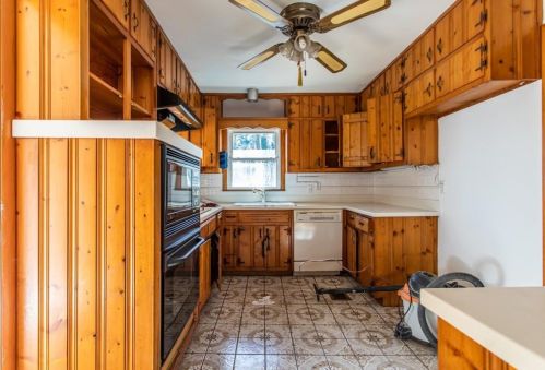 1879 Audubon Dr, Atlanta GA  30329-2706 exterior